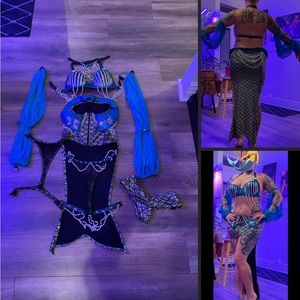 🧜‍♀️ mermaid costume